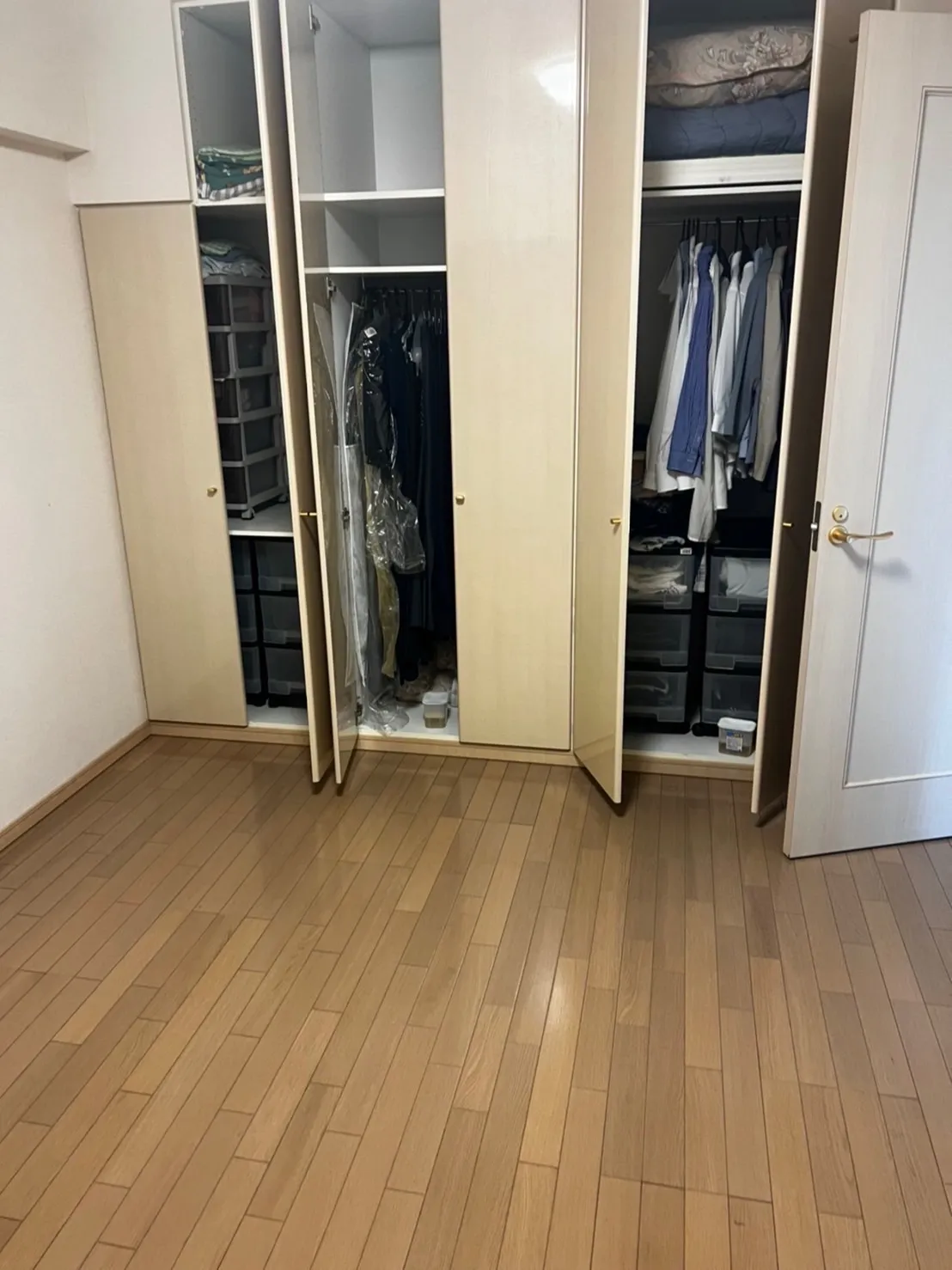 東京都中央区にて引越し作業