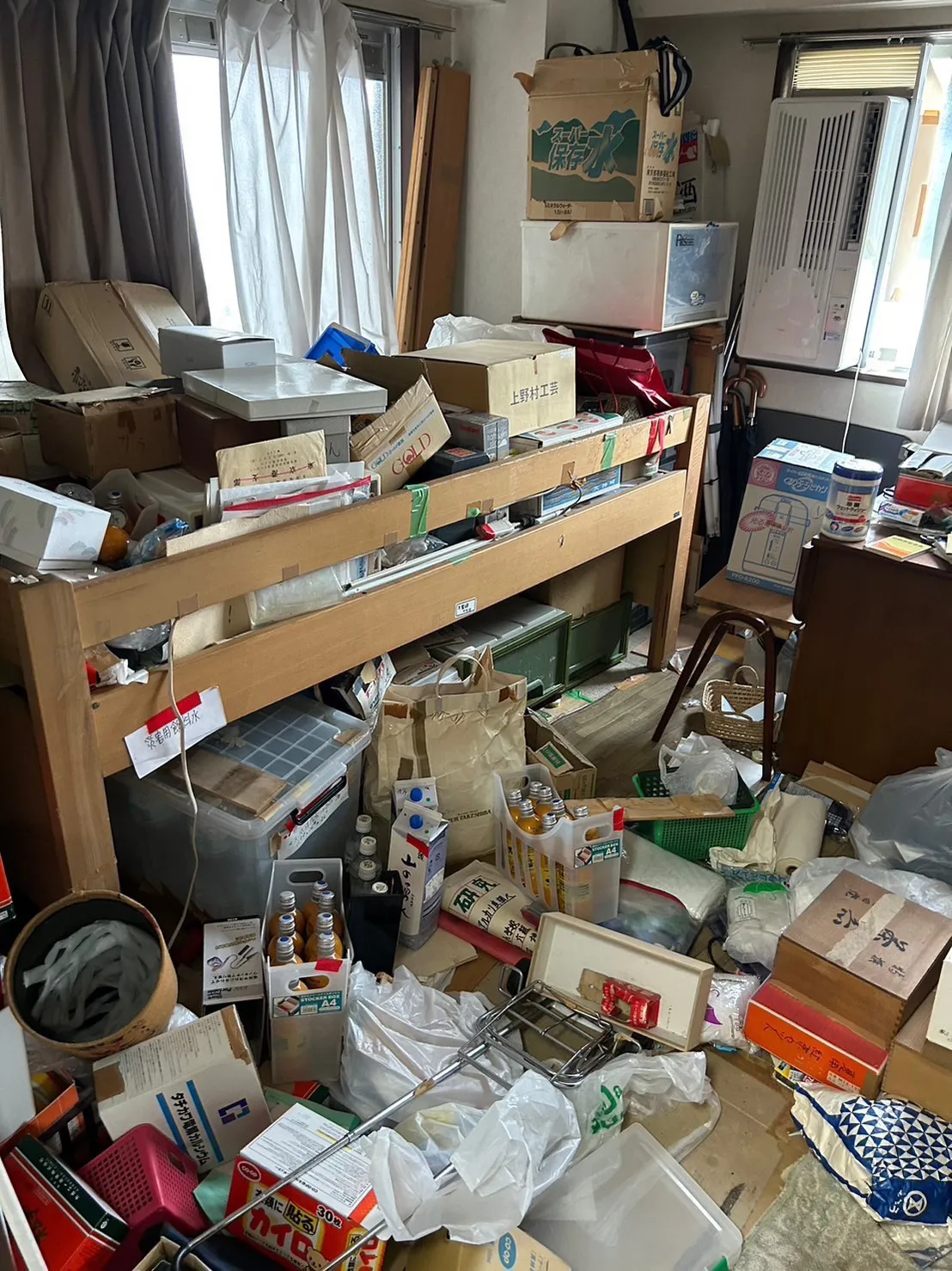 東京都墨田区にて不用品回収作業